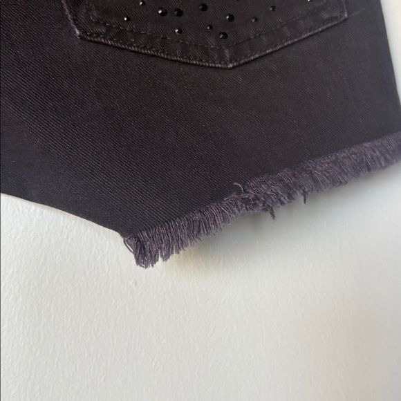 Rock & Republic Black on black Rhinestone ‘Lolita’  jean shorts - Picture 12 of 12